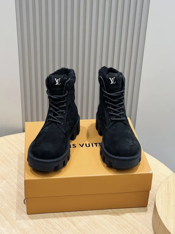 Louis Vuitton Shoe 